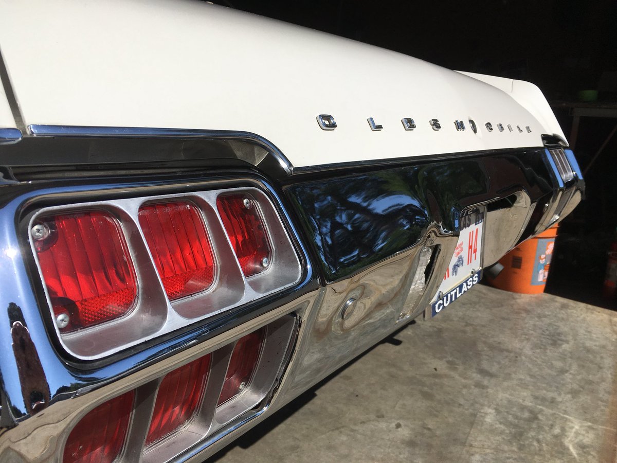 Highgearcustoms's tweet photo. Got a sweet 72’ #Oldsmobile #CutlassSupreme in the shop for a few upgrades!! #classiccars #cusromcars #rocket350 #72olds https://t.co/r6ZDLDi2RK