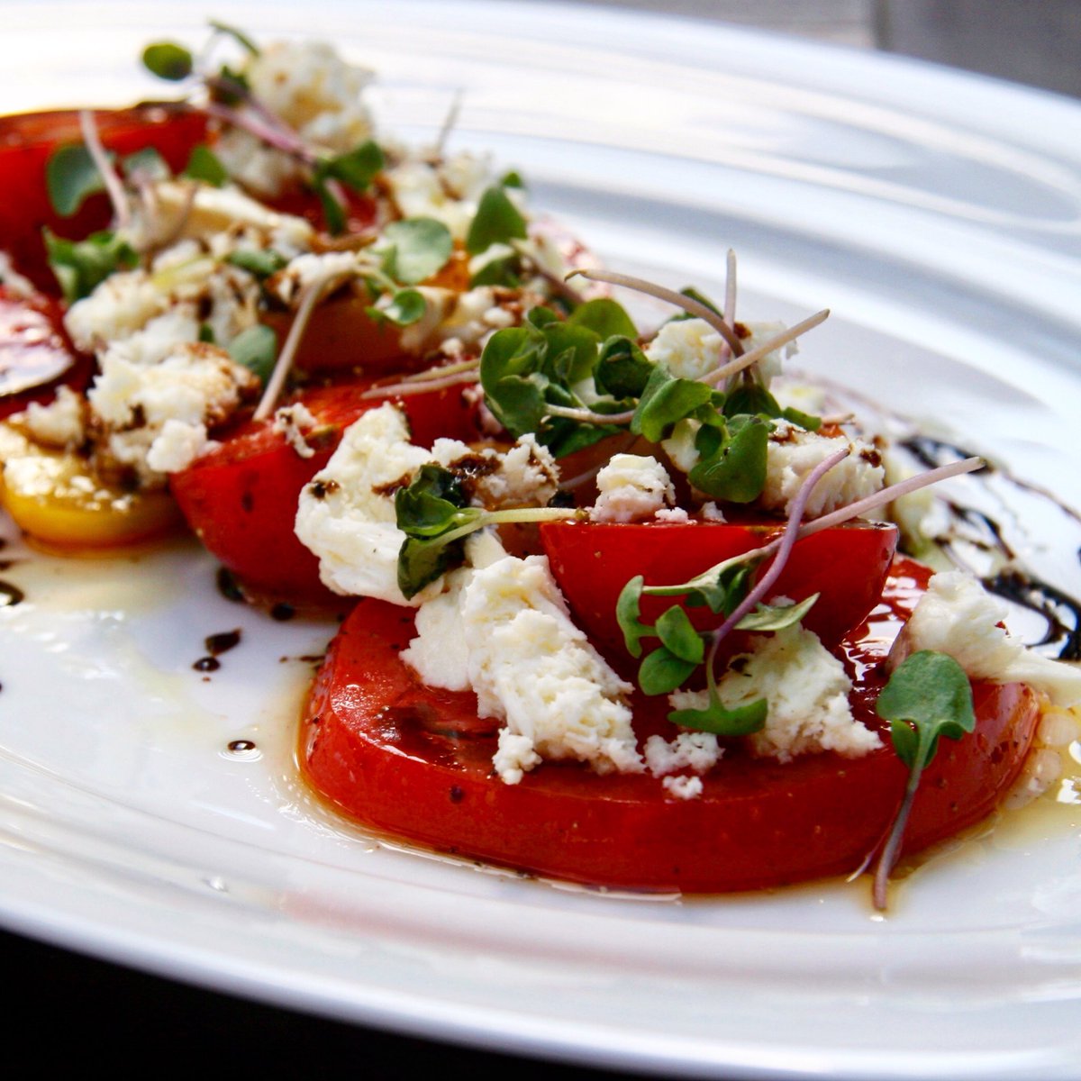 Mothers Day is this Sunday! Have you made dinner reservations with us yet? #mothersday
Bonterra.ca/reservations