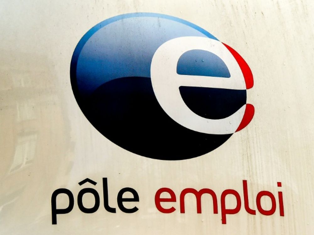 Les services de #PoleEmploi s'améliorent (rapport) 
La cible est atteinte pour tous les indicateurs. Pôle emploi a notamment enregistré 4,14 millions de retours à l'#Emploi l'année dernière, soit environ 105.000 de plus que l'objectif. 
bit.ly/2wnxdyS via <a href="/Challenges/">Challenges</a>