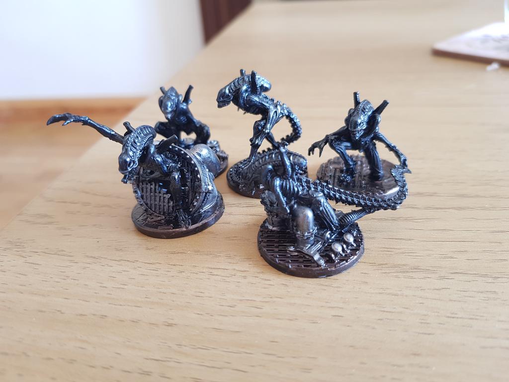 _CorporalHicks's tweet photo. Loving @ProdosGames Unicast Alien Warriors! Great detail on them and they look much more like the Aliens Aliens than the old Warriors. Also found a good blue for drybrushing. Really happy with these! https://t.co/v3bLjYsAgG