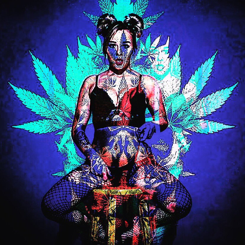 Follow me on Instagram @ ang3l.fac3 love and comment this pic if you do xo 😘