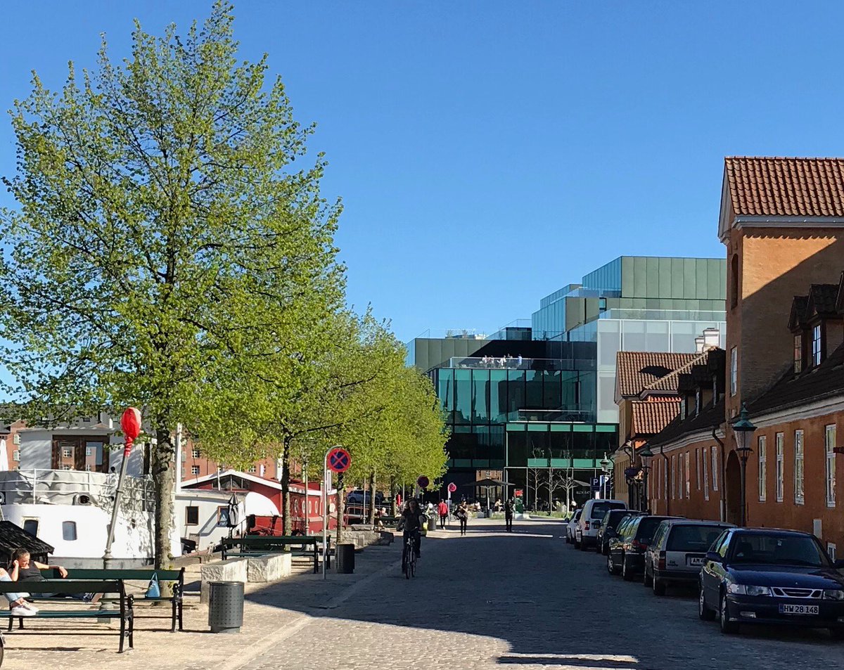 BLOX - jeg er i dag valgt til bestyrelsen. Glæder mig til at arbejde for foreningen, for arkitekturen, det tværfaglige, uddannelse og forskningen.