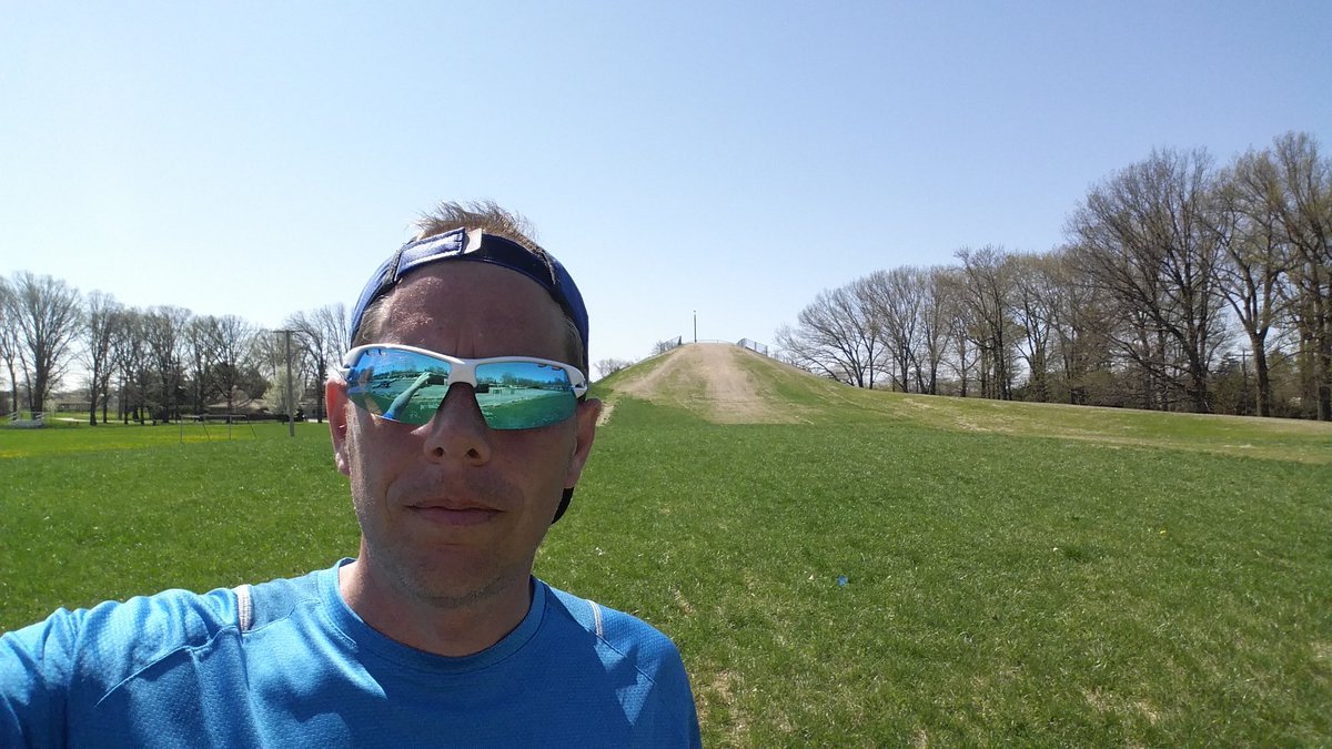 runtolive05's tweet photo. @TowerXC getting it done year-round kids. https://t.co/ggTqM50MpG