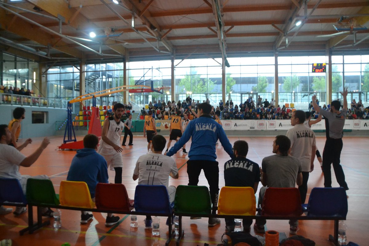 angeldiazc's tweet photo. El baloncesto es de los jugadores. Gracias a @cbalcala y a todos los que lo formamos https://t.co/SkPeyyKEhM