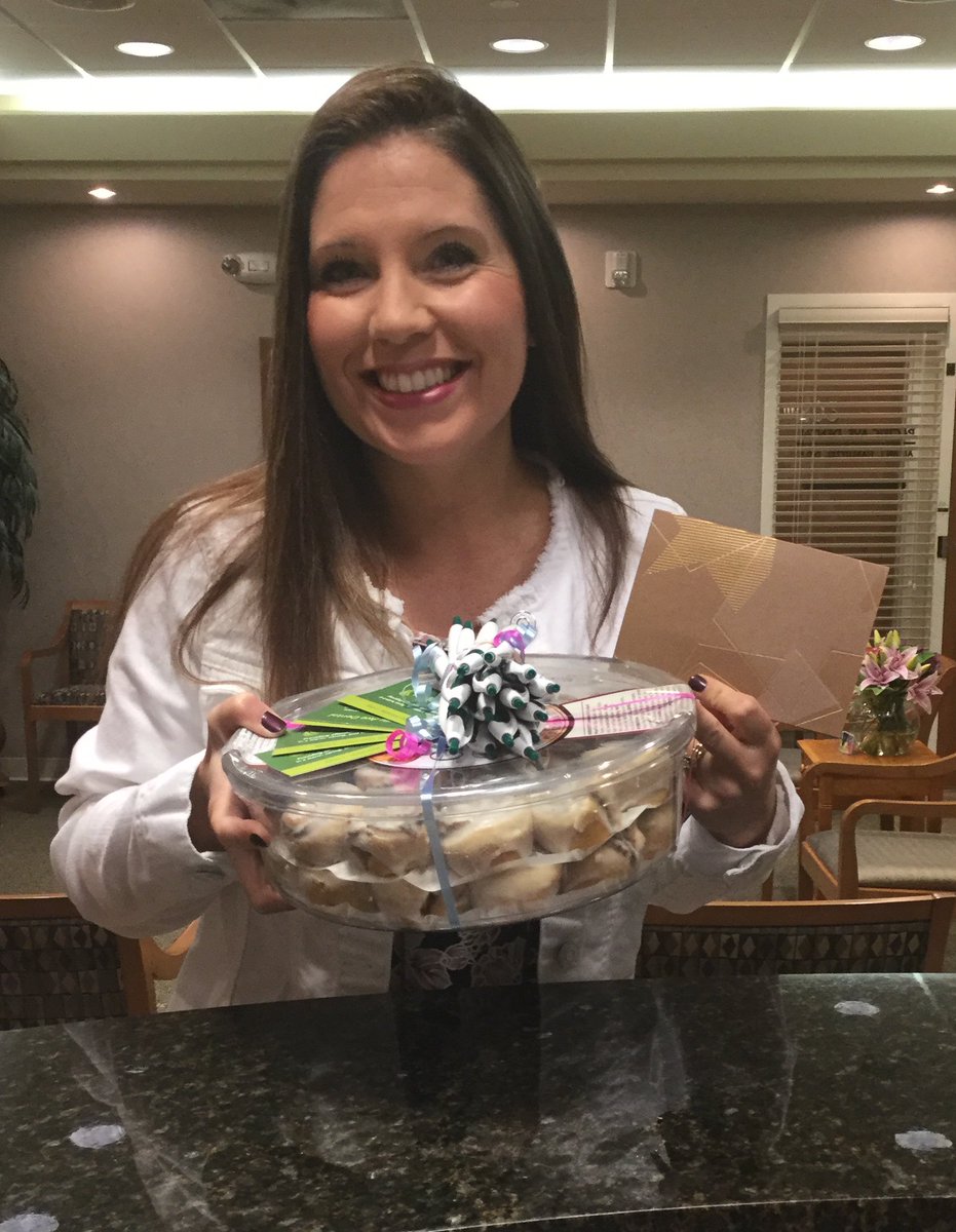 PACIFICAVE204's tweet photo. CONGRATS TO OUR BUSINESS CARD DRAWING WINNER!!! https://t.co/1VWLlYFYJ9