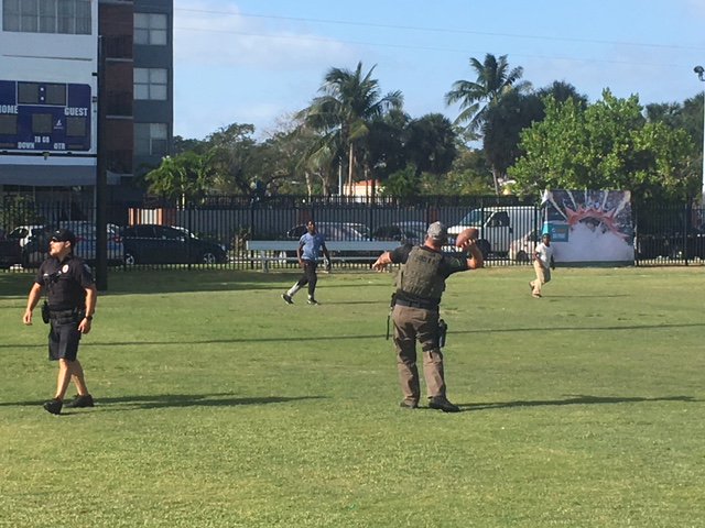 myNMBPolice's tweet photo. Getting some quality time in with local kids...
@citynmb https://t.co/1TTravX3vc