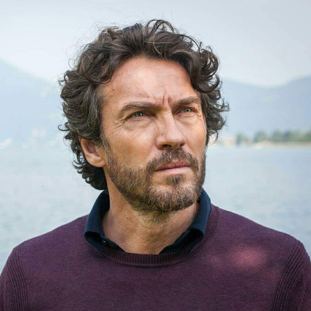 #RESPIRI,il thriller psicologico di #AlfredoFiorillo che ha per protagonista #AlessioBoni,sarà AL CINEMA dal 07 GIUGNO. Distribuzione Europictures.Nel cast #PinoCalabrese, #MilenaVukotic,Lino Capolicchio,Valentina Cenni,#EvaGrimaldi,Eleonora Trevisani e ➡
m.facebook.com/story.php?stor…