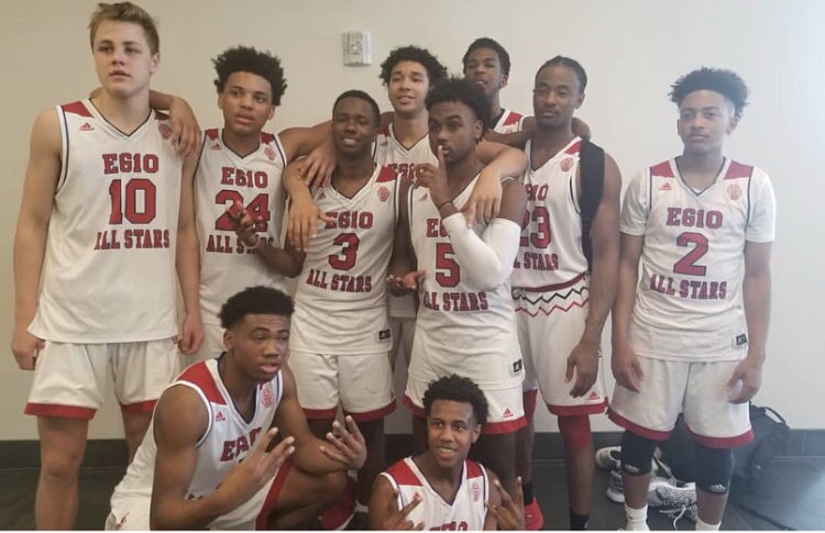 TheofficialEG10's tweet image. Solid start for my young guys this summer.  Congrats to 15-16u for qualifying for the @GauntletSeries finale in NYC @EG10_Basketball continue the hard work!!! Also, special thanks to the coaches and parents for all your hard work 🔵🔴