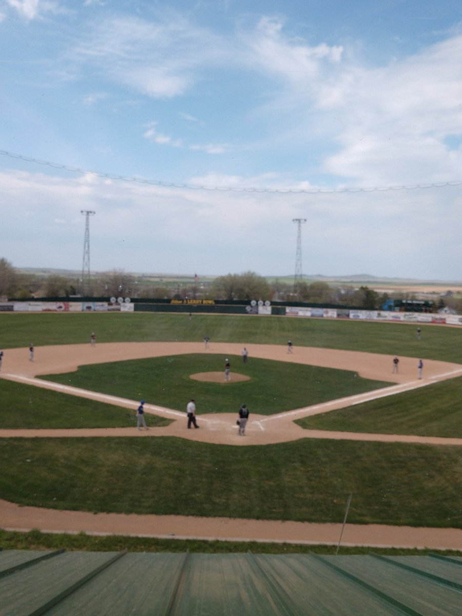 Baseballrulesww's tweet image. Winner- Colome Royals vs St Thomas More this afternoon.  Approximate varsity game time is 5:00!!