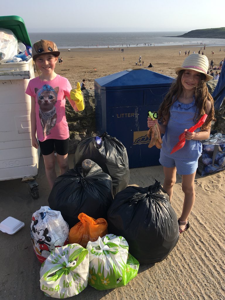 @jen_35 @_BARRYISLAND_ 2 girls (age 7-8) 40 mins, 3 black bags, various carriers either filled or handed out for people to take their own rubbish. #BarryIsland #Barrybados #lookafterourplanet