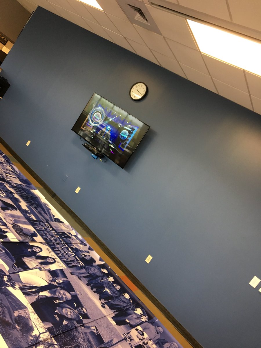 PennStateSN's tweet photo. The Student Facility Fee of the Penn State Scranton Government Association approved a few projects that will be completed this summer. The first of which is the installation of 2 murals in the Student Learning Center (SLC). #WeAre #psuScranton https://t.co/RSz1w8ACDL