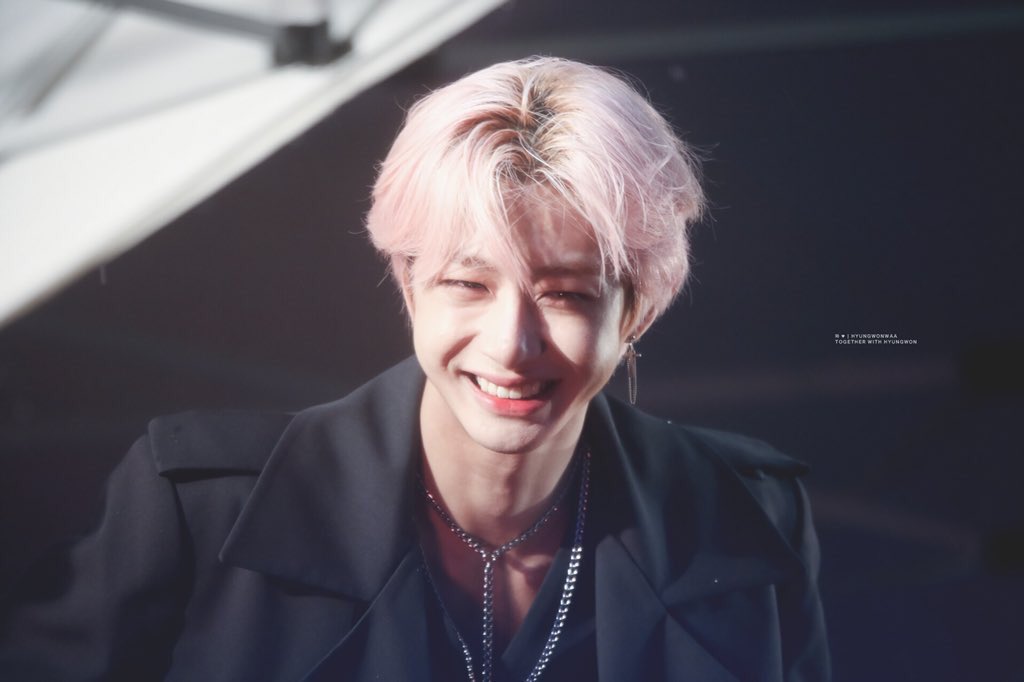 hyungwonsmiIe tweet picture