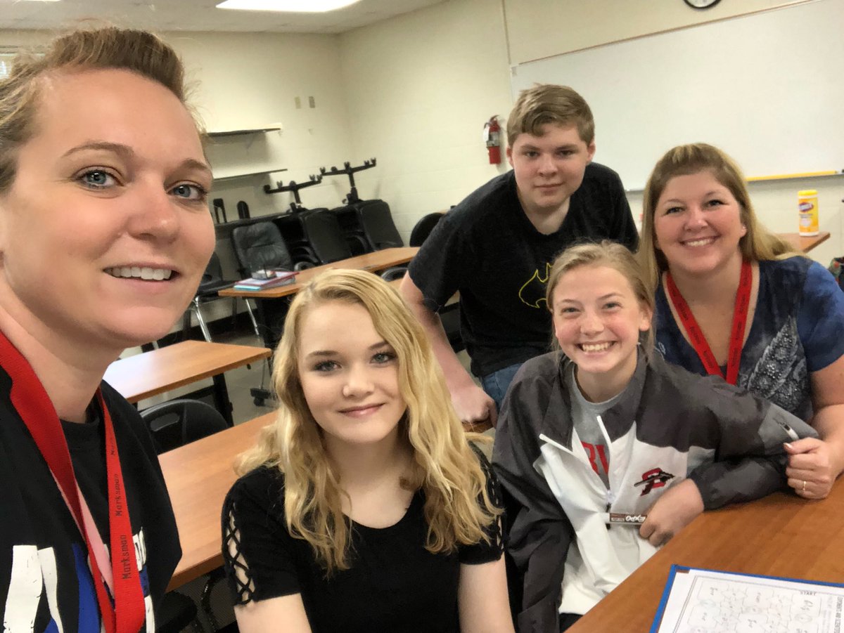 SherwoodCassR8's tweet photo. Look who came to school at 7 AM for Pancakes and Math Problems! That’s dedication! #MSmarksmen https://t.co/SYHtXEclOV