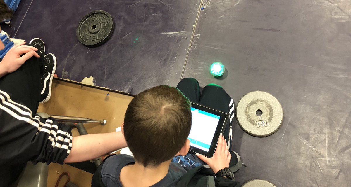 pmahaney's tweet image. This is what authentic learning looks like. Gaiser students are ready to roll with @SpheroEdu in Mr. Douglas’ coding class. #weLearnVPS #gaisergrizzlies