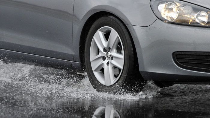 BLAutomotiveTN's tweet photo. We offer all the major tire brands, so if you're looking for a new set for your vehicle or tractor, come see us! See why tires matter:
https://t.co/WmNnYZIuTq https://t.co/e18g60mTY2