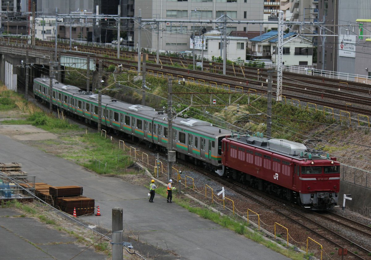 赤いラピート Twitterissa 18 5 7の撮影記録 1枚目 配9633レ Ef81 140 E231系u12ヤマ車 撮影地 大宮 さいたま新都心間 2枚目 9774レ Ef65 1103 チキ12b 撮影地 北上尾駅