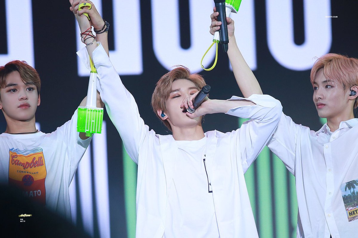taeyong pics tweet media