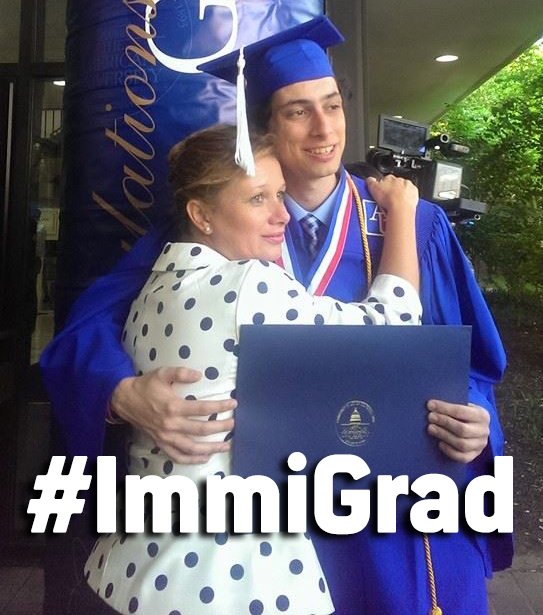 PepeCoinWhale's tweet image. RT ittakesii: I'm proud to be a three time #ImmiGrad, but more importantly incredibly thankful for my parents who were with me through all of them and made sure I got these opportunities. Also shoutout to my mom for joining me at immigrant justice protes…