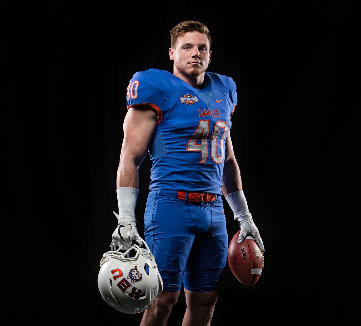 4Jmack's tweet photo. Trust in the Lord with all our hearts and lean not on your own understanding!! RIP Garrett Dolan!! #Glock40 #40Reasons #2timeallamerican😢 https://t.co/1nG4XfOAVu