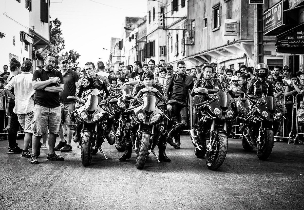 Rick_English's tweet photo. Amazing moody pic between takes from #missionimpossible #roguenation by @christianblack ๐ธ
Riders L-R : Me, @kcx74 , @ragestunts , @jimmymoto832 , @JennyTinmouth ๐๐ผ
#stuntlife #moroccolife #bikelife #waitinglife #restingbitchfacelife https://t.co/G91DzFFxg8