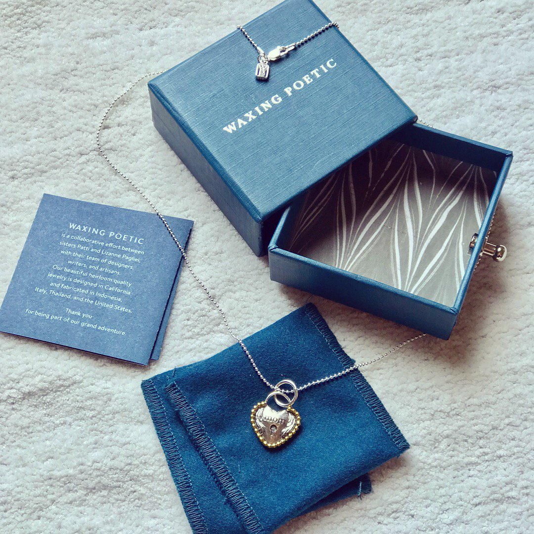 diana_chastain_'s tweet photo. #ad Enter to #WIN a Mother's Charm Necklace (featured) or $100 credit from #WaxingPoetic! #Giveaway Ends 5/20! >>> https://t.co/tKVG1UOg0L
#IAmPoetic #Jewelry #JewelryForMom #THBGG #GiftIdeas #GiftsForMom #MothersDay https://t.co/2jeMIToFlr