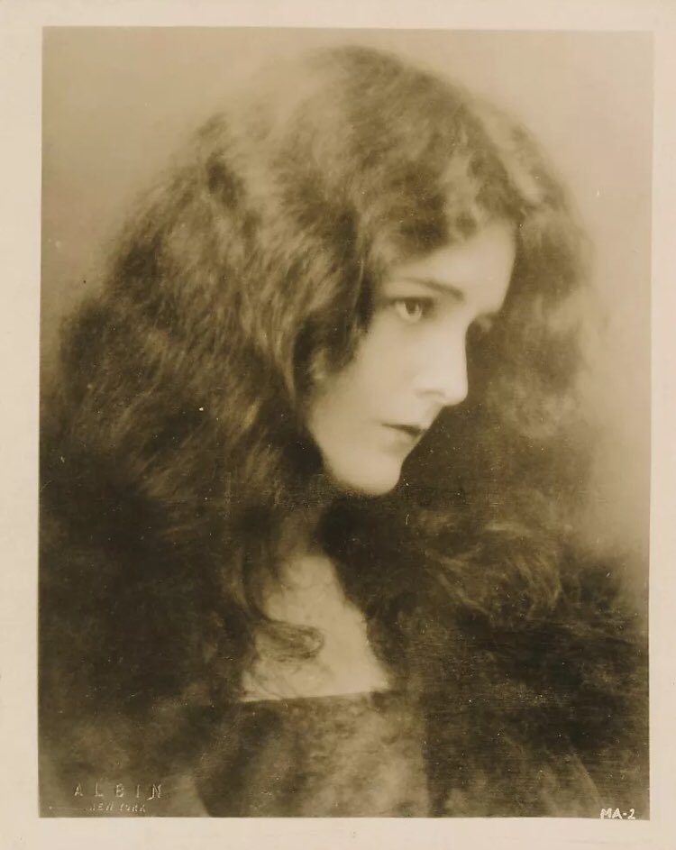 1923 #MaryAstor 17 yrs. old, The Trial of Mary Astor #TCMFF excellent documentary by #AlexaForeman #TCM  here with the lead in the silent film, Success