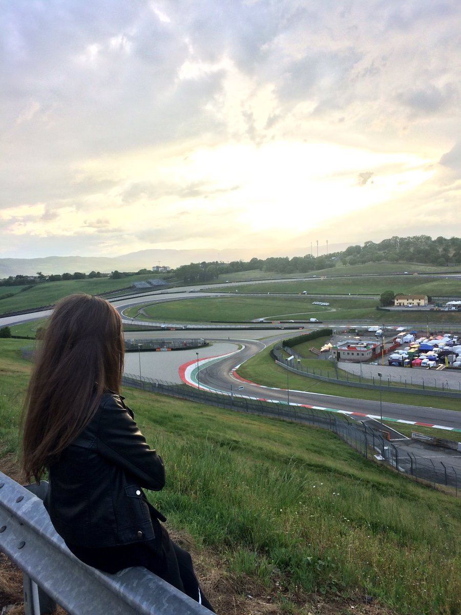 CatelanLisa's tweet photo. Bye bye Mugello👋🏻🇮🇹 
See you next time! @MugelloCircuit #ELFCIV18 #mugello https://t.co/1EdaY0FaaH