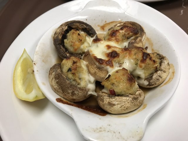 SandyWSauci's tweet photo. Delish #MyOliveGardenFam https://t.co/Hb9zgtIJON