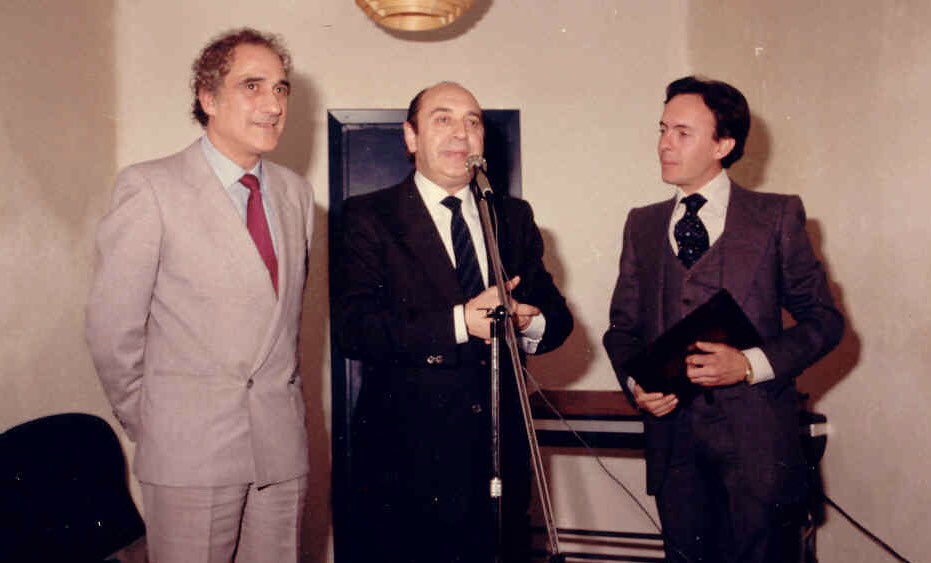 retrochenta on X: "Hoy hace 26 años que nos dejó Simón Cabido. Fue el actor  que interpretó a "Doña Croqueta" en el famoso dúo con "Don Ciruelo"  (Juanito Navarro). https://t.co/Ml247nJP7f" / X