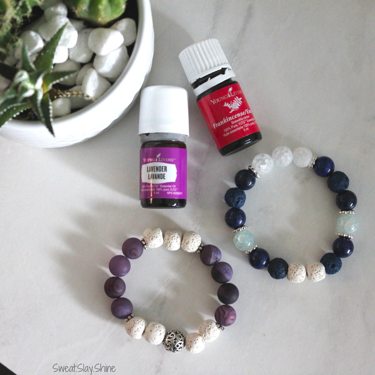 Still looking for a mothers day gift idea? Treat your mom to a wellness package with essential oils and a lava bead bracelet that she'll love! Message me for details 🌹#MothersDay #MothersDayGifts #youngliving #essentialoils