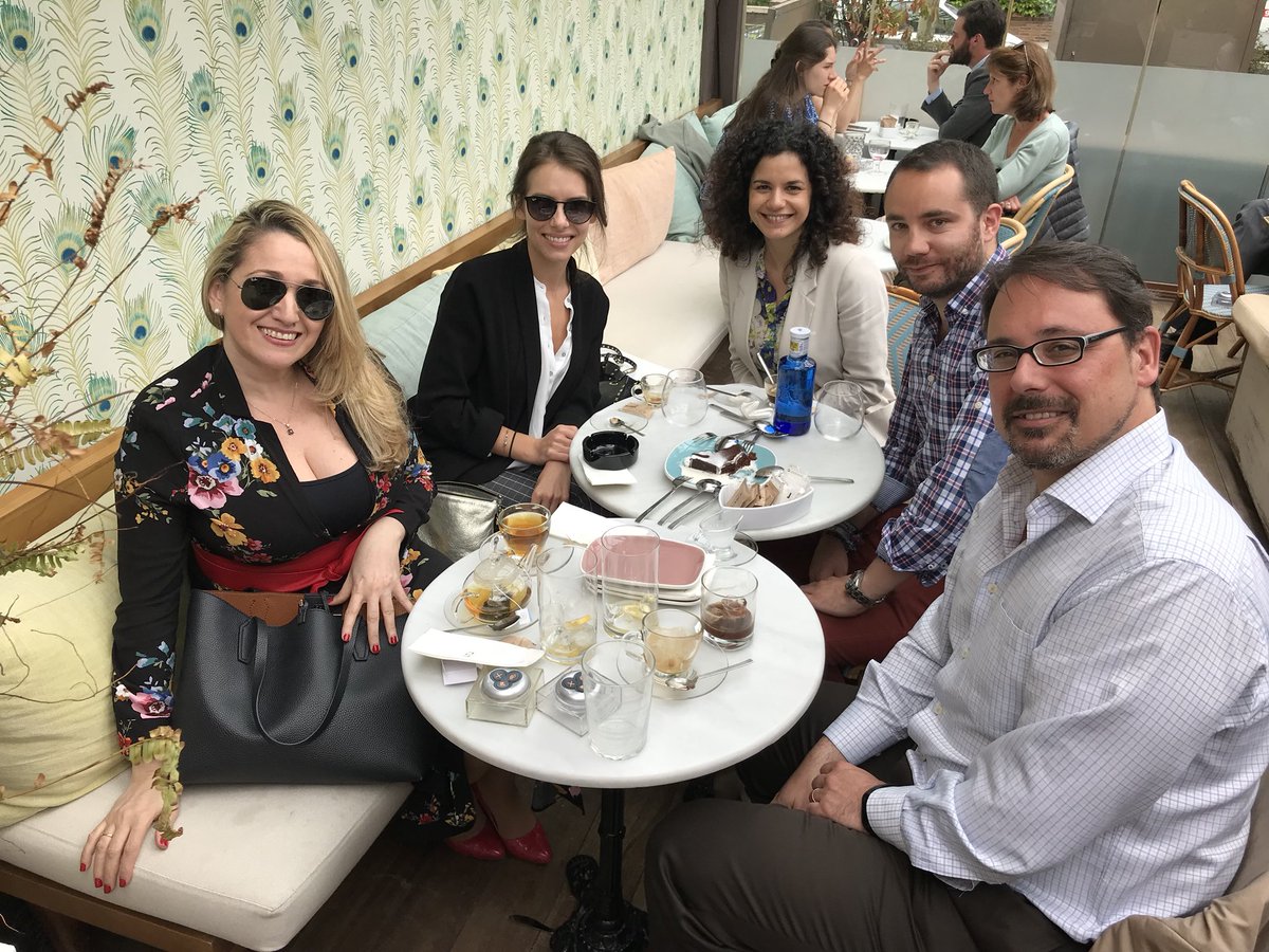 DetroitKelly_'s tweet photo. Team lunch in Madrid today: croquettes ✔️, Spanish omellette ✔️, passionate marketeers 💯 #LifeAtTechedge @techedgegroup @TechedgeEs @ikerhuarte https://t.co/3KkoJuJeC9