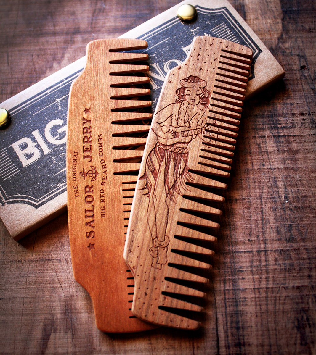 BigRedBeardComb's tweet image. Summer time fun.  Mix one up and enjoy the sun. These are a few gift #beardcombs for our friends over at Sailor Jerry