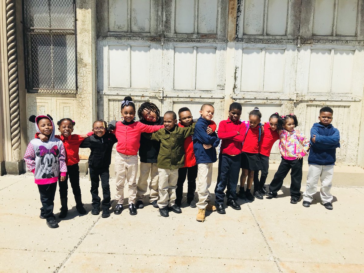 A spring walk with Ms. Bander’s Crew! The sounds of giggles and squeals brightened my day! #kindergarten #wearecrew @markmurray435