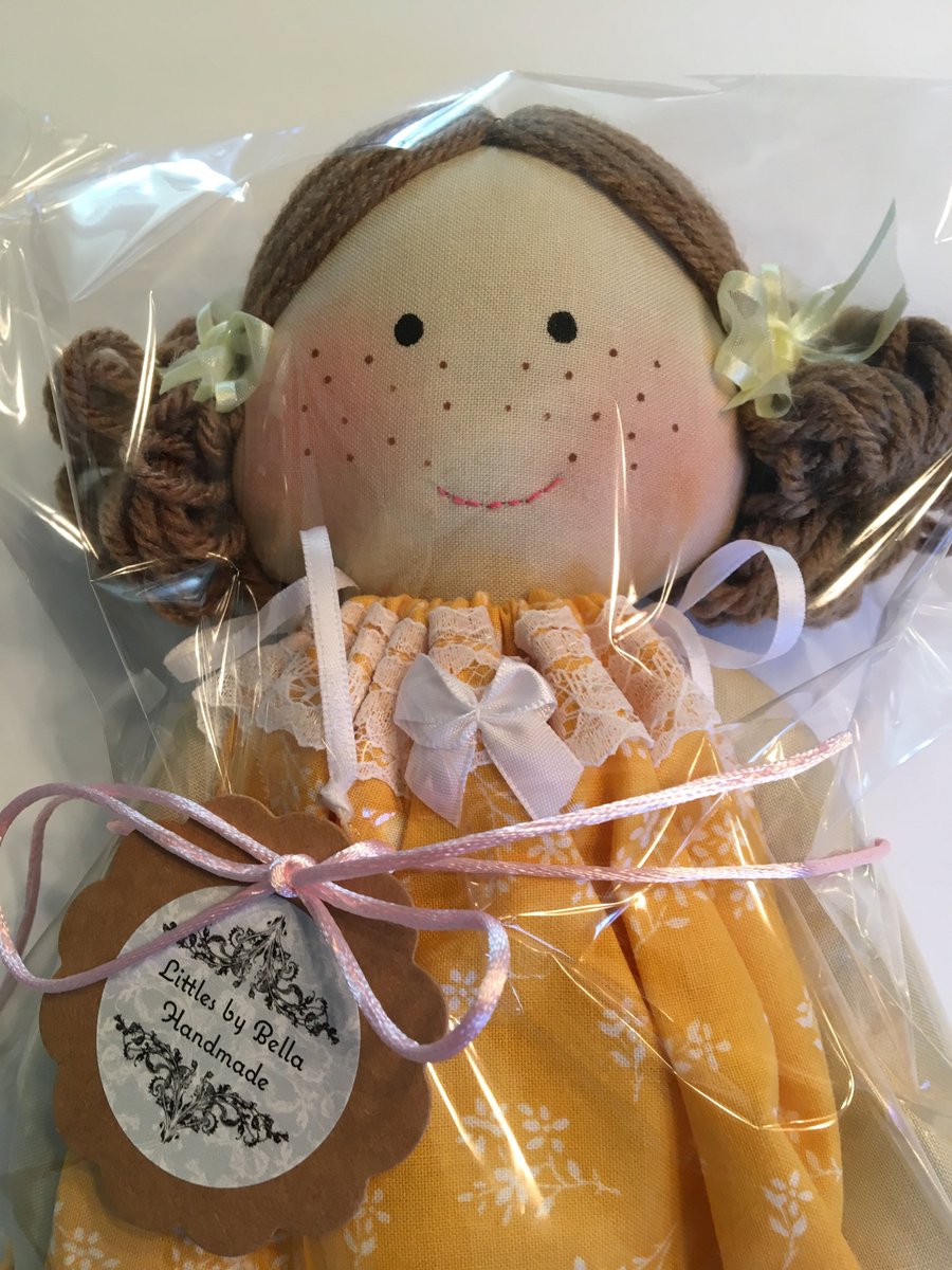 LittlesbyBella's tweet photo. #letthembelittle #childhoodunplugged #letthekids #uniteinmotherhood #momswithcameras #simplychildren #motherhood #motherhoodunplugged #honestmotherhood #habitandhome #mytinymoments #BabyFirstDoll #Childrenfriendly #gifttogirls #clothdoll #KeepsakeDoll #friendlydoll #customdoll https://t.co/GtNnM99m5Q