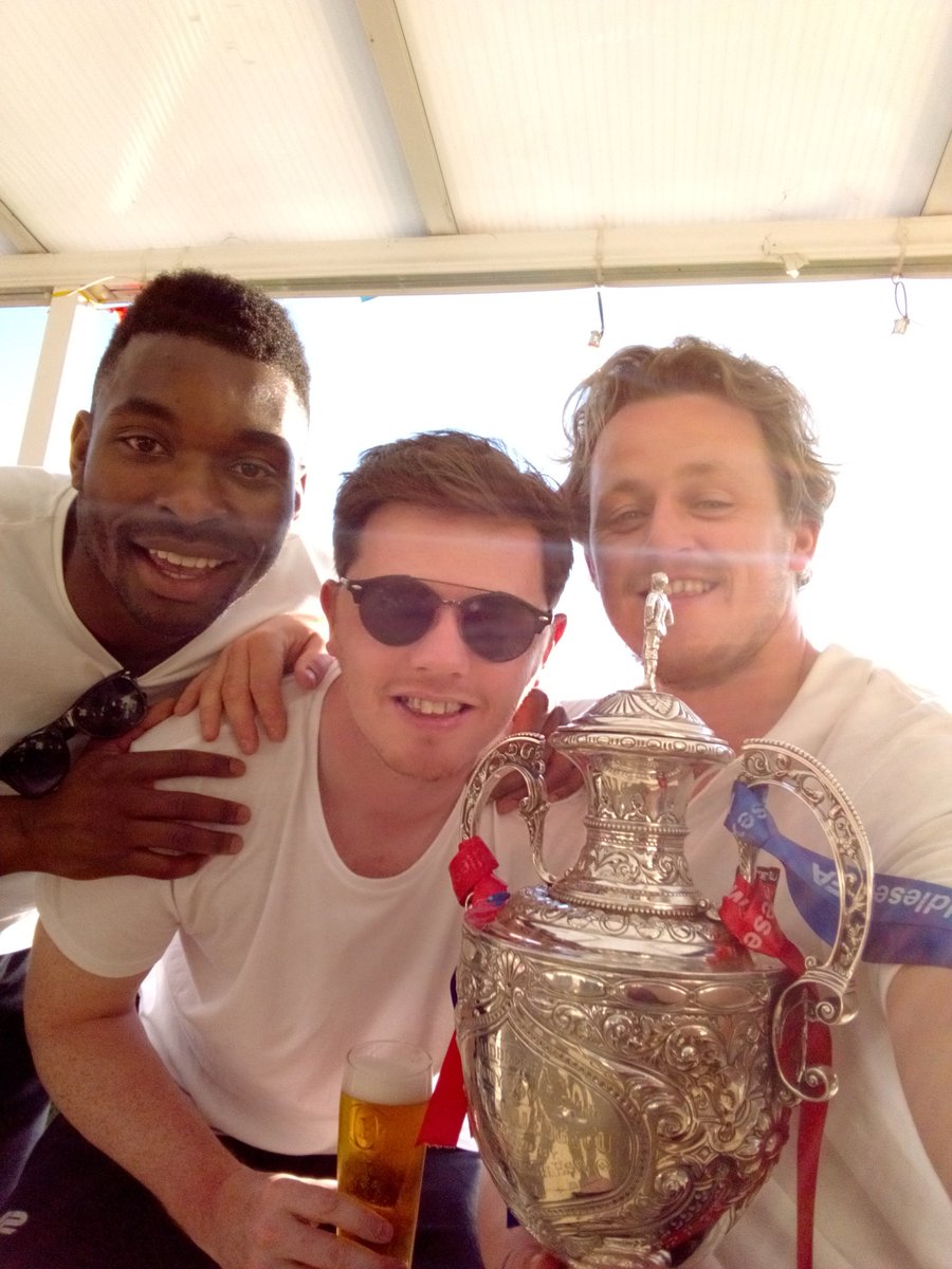 bussy123's tweet photo. #winners @thejq14 @luke_mul #villains https://t.co/UMa4fPF9kr