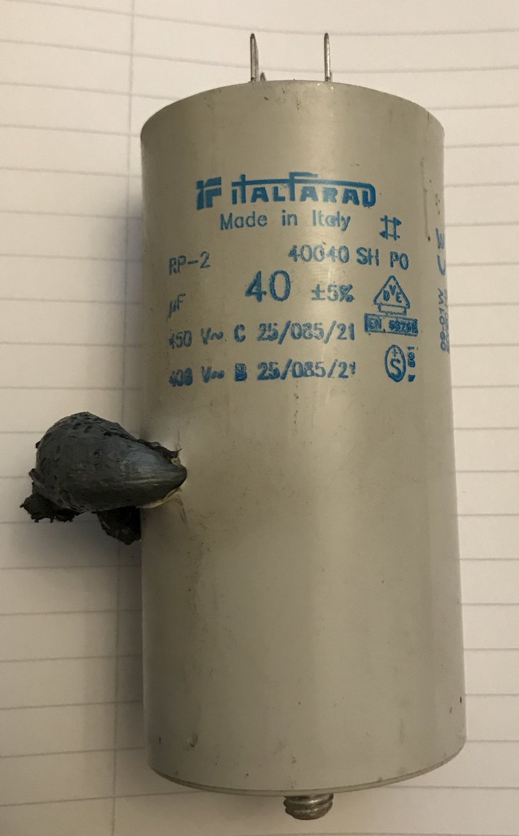 When a capacitor has had enough of life and decides to end it all with a bang. Spectacular!
#turretclock.