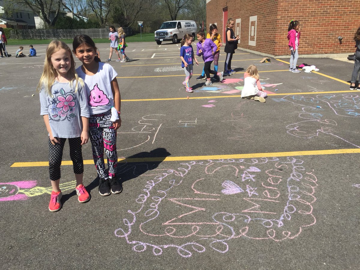 JenMerens's tweet photo. 2nd graders celebrate ABC Countdown Letter C ~ Crazy Sock and Chalk Day! #sp109 #engage109 https://t.co/QBamj659Fo