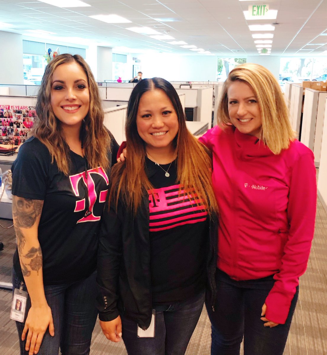 Surround yourself with POSITIVE PEOPLE 💓 #MentalHealthAwareness #LiveMagentaChallenge #Day7 @sandymheath @ItsMsBeth