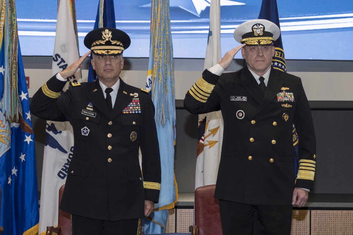 DoW_DISA's tweet photo. U.S. Cyber Command is now the 10th unified #combatantcommand, and it has a new commander. Congrats Army Gen. Paul M. Nakasone! https://t.co/6qwdhrlxRl https://t.co/asqX77Lt5b