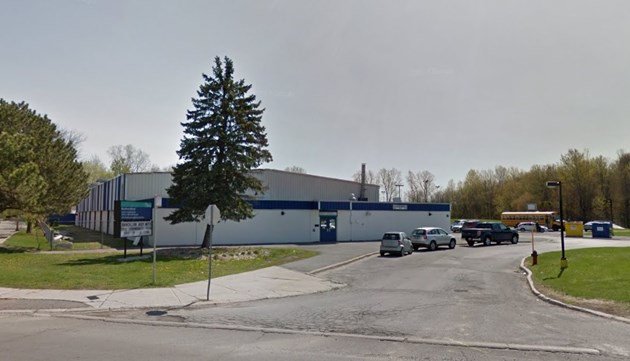 Ontario chipping in to upgrade Blackburn Arena  ottawamatters.com/local-news/ont… https://t.co/dqr5oKLdok