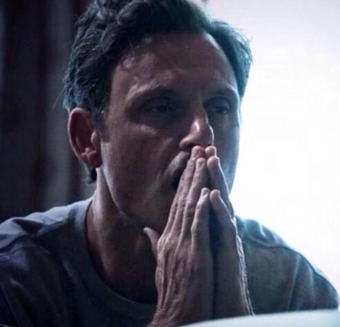 Jlovestvshows's tweet photo. We'll never hear "The Light" playing during an Olitz scene again. 
We'll never see Olitz again. https://t.co/nrTqCT59b4