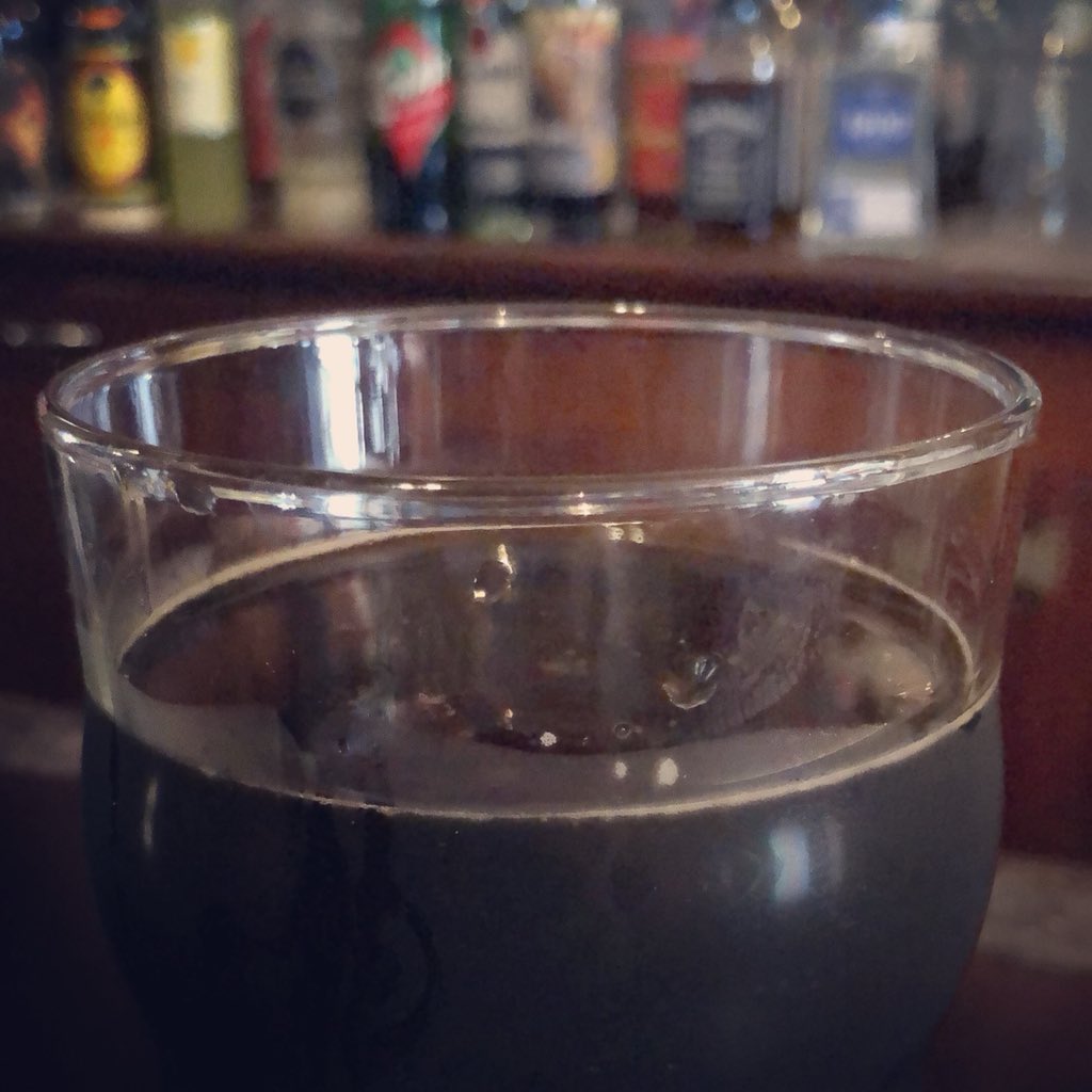 JeremyVoh's tweet photo. Why yes, 3pm on a Monday is a good time for a @TerrapinBeerCo coffee and oatmeal imperial stout. https://t.co/Y1gGoOmBVG