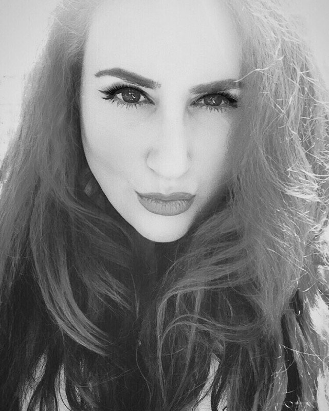 FINmessage's tweet photo. Queen M is online now!

✪ https://t.co/48IcCeCVaD ✪

Send her a #FINmessage
Send her a #tribute 

#findom #findomme #queenm #queen #findomqueen #financialdomme #financialdomination

@missxfindomx @DirkHooper @FinDommes @rtdumb @RTPork @rtserf https://t.co/vXIRD1gxe4