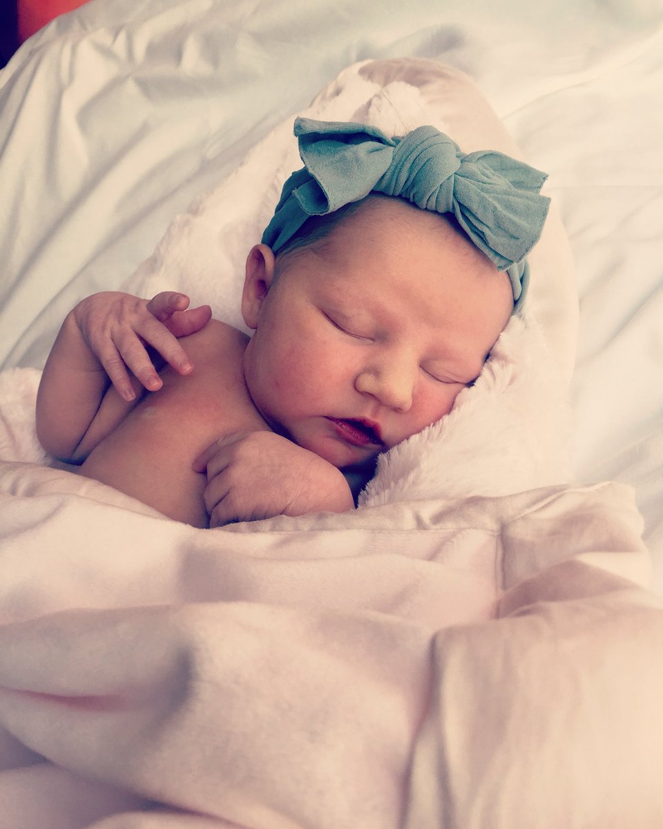 MrsStonePL's tweet photo. Mia Kay Stone joined us this Friday (on her due date!!) at 6:19am! 8 lbs. 1 oz and 21 inches long! We’re all doing well and Easton is loving being a big brother! Have a great rest of your year everybody!! https://t.co/svjkn2VpEJ