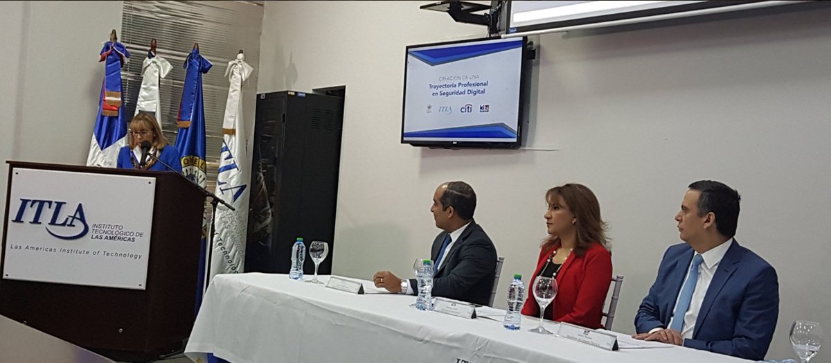 OEA_Cyber's tweet photo. @AzuzaraAraceli destacó el rol de la mujer en #ciberseguridad en la inauguración de #Pathways2Progress en República Dominicana: “para la #OEA es importante impulsar el desarrollo de los jóvenes y promover la inclusión efectiva de la mujer” @IndotelRD @MinpreRD @Citi Foundation https://t.co/bSffo6kRnI