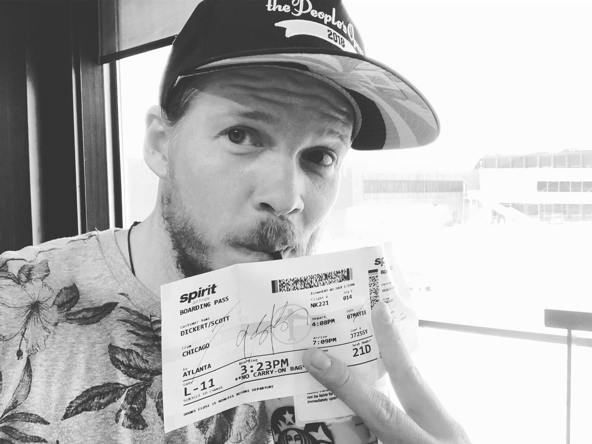 scott_deckert's tweet photo. Off to Atlanta to shoot an AMAZING SHOW that ya’ll boo’s love!!🎬🙏🏽 #airportstarbucks #airport #starbucks #chicago #atlanta #actorslife #grateful #venom #venommovie #actor #life #wow #scottdeckert #filming #tv https://t.co/yQL5VrS7m0