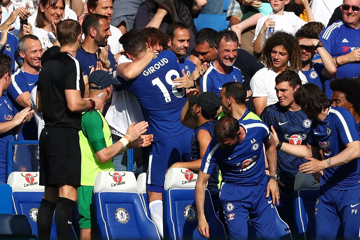 WeGotLoves's tweet photo. #WGLSPORTS 

Pengakuan! Giroud Ungkap Alasan Rayakan Gol Bareng David Luiz https://t.co/dgNWlLNidu