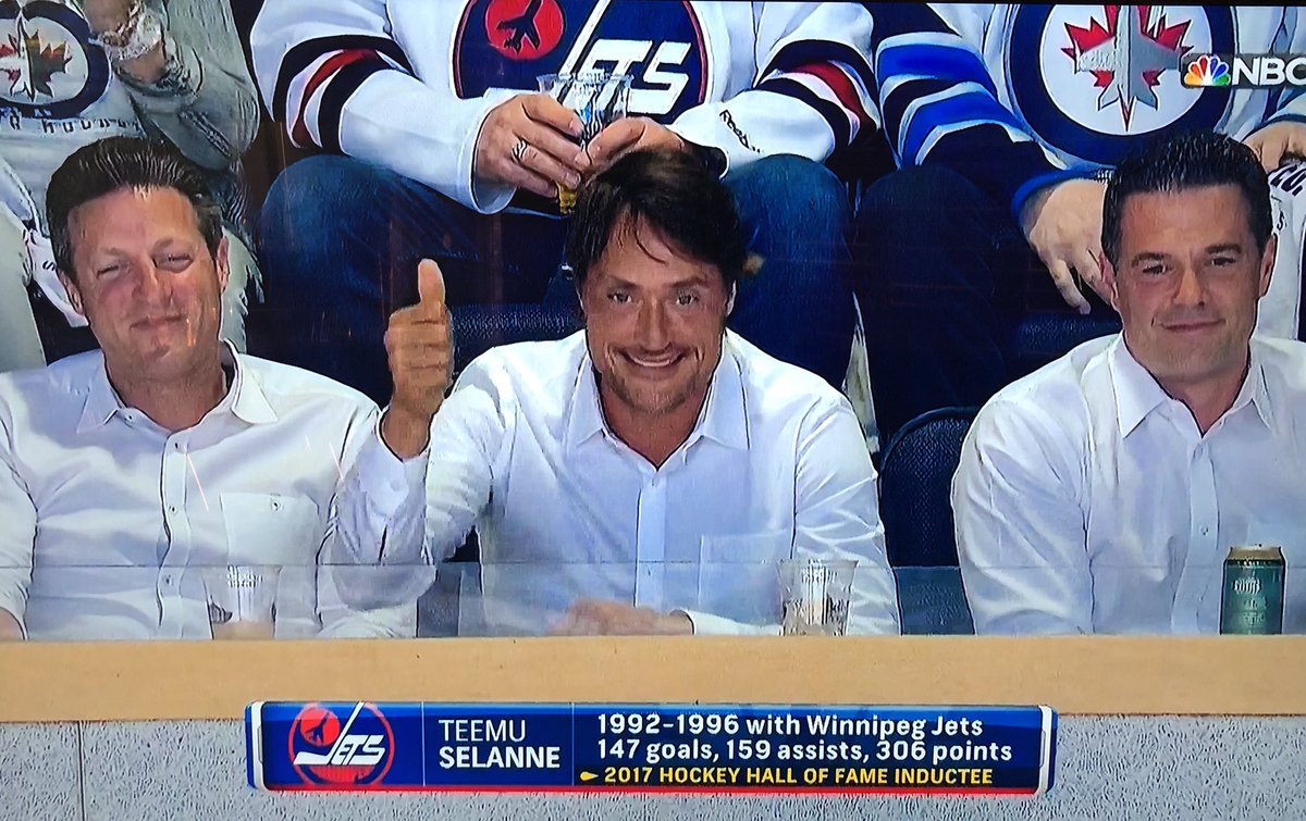 JustDucky89's tweet image. Aw! T!!! #WPGvsNSH #WPGWhiteout  #GoJetGo #StanleyCupPlayoffs  @TeemuSel8nne