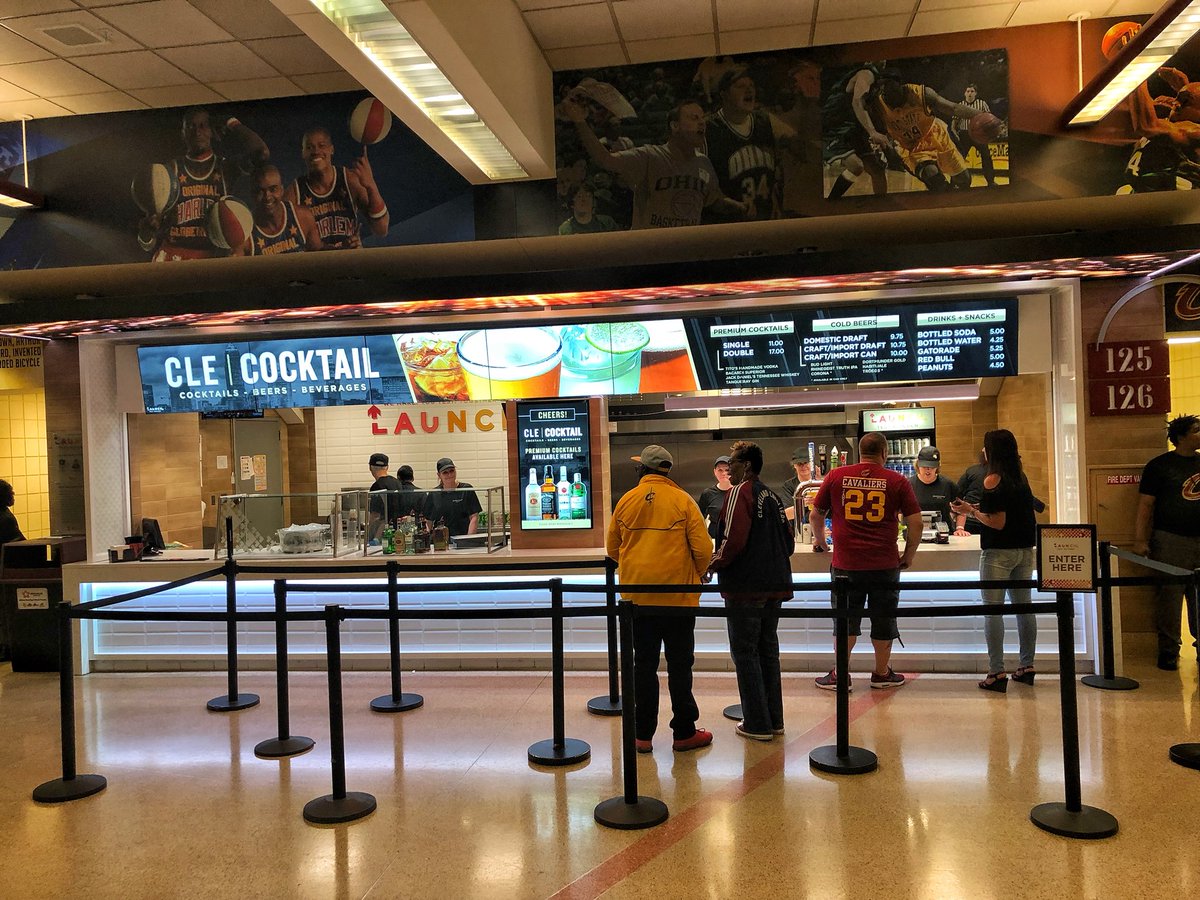 FieldHouseFoods's tweet photo. When doors opened, Launch Test Kitchen was BOWL’OLOGY, serving rice bowls. By halftime, the stand literally transformed in front of fans into CLE|COCKTAILS, serving premium cocktails and cold beer! Very innovative. @cavs https://t.co/Zk4JqaXwS6
