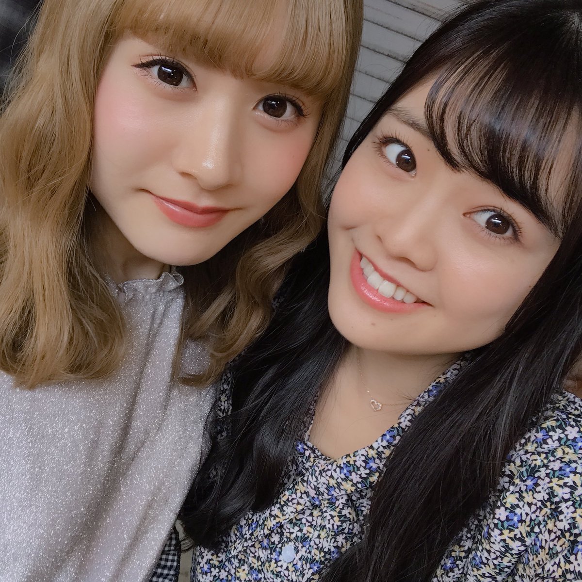 Yossy 二人とも可愛い フランス人形と日本人形だね Yossy 二人とも可愛い フランス人形と日本人形だね